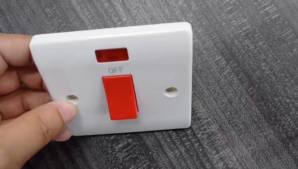 White Square Edge Range